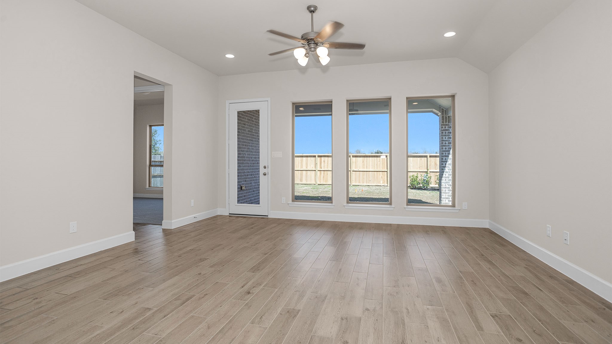 19023 Satsuma Rdg Drive Manvel, TX 77578 - Photo 2 of 15