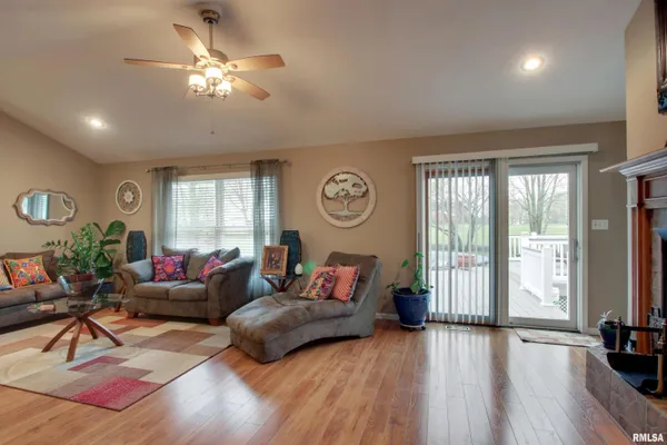 $430,000 | 5297 Apache Pass, Quincy, IL 62305