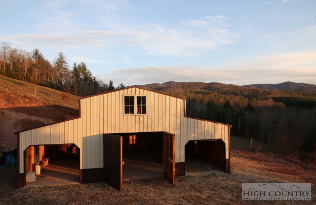 806 Reece Hill Road Mountain City, TN 37683 - Photo 19 of 33 Gallery Image 19