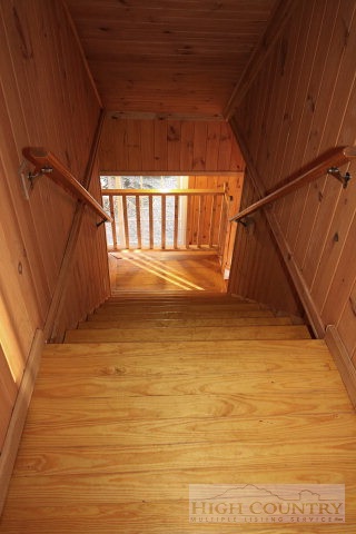 806 Reece Hill Road Mountain City, TN 37683 - Photo 9 of 33 Gallery Image 9