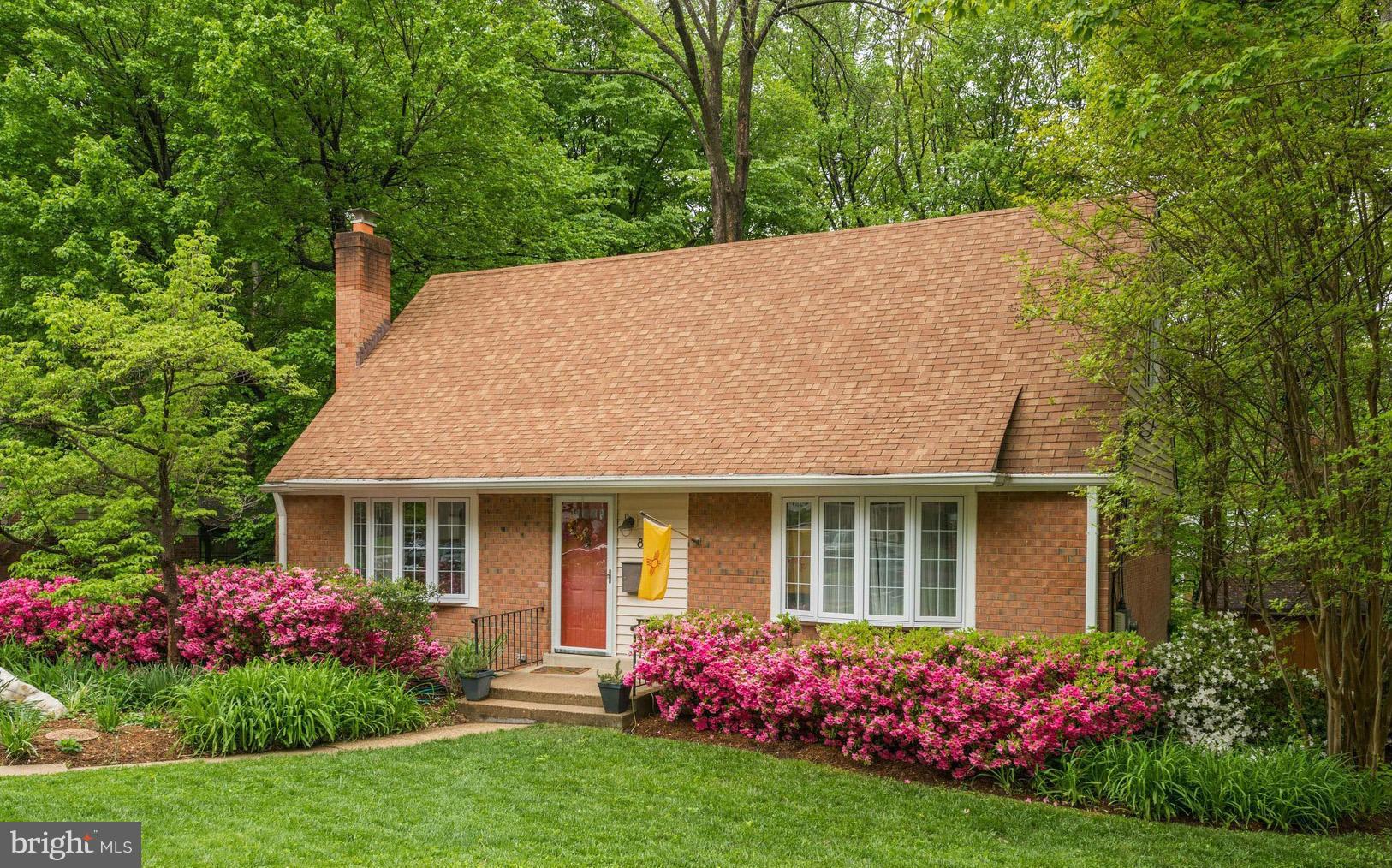 8518 Durham Court Springfield, VA 22151 - Photo 1 of 30 Exterior (Front)