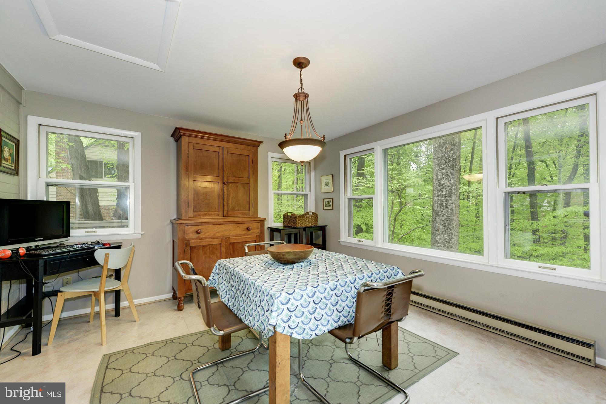 8518 Durham Court Springfield, VA 22151 - Photo 8 of 30 Dining Room