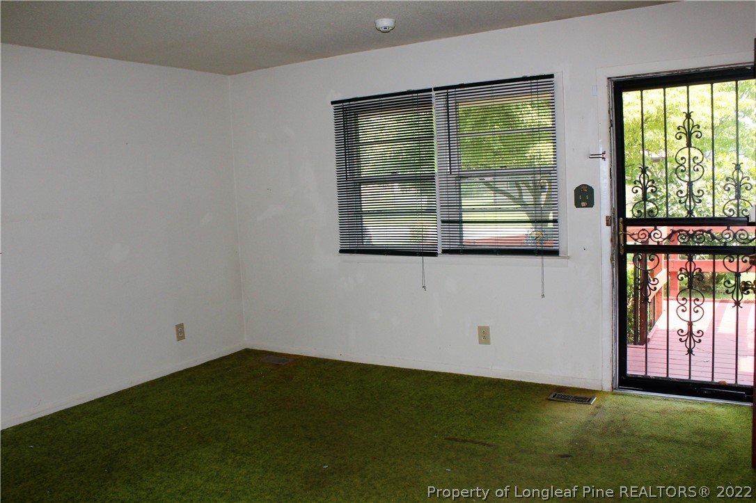 5114 Foxfire Road Fayetteville, NC 28303 - Photo 17 of 28 Gallery Image 17