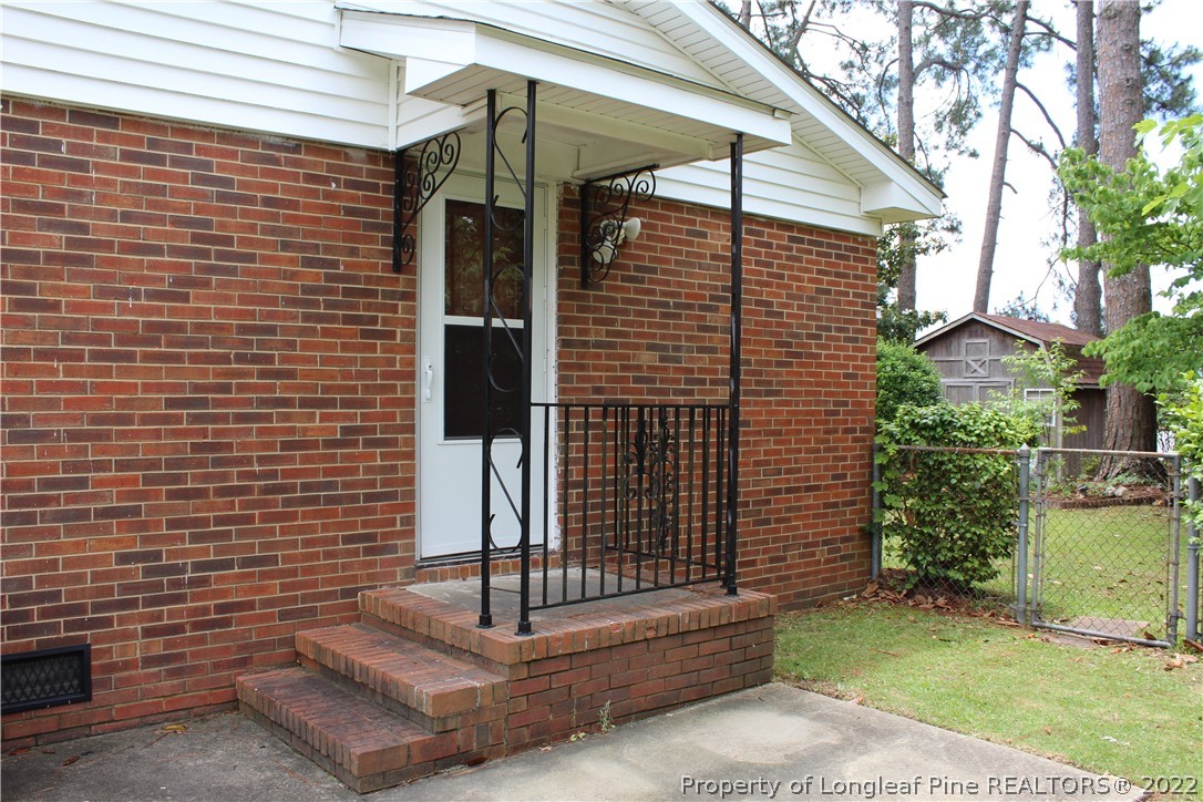 5114 Foxfire Road Fayetteville, NC 28303 - Photo 5 of 28 Gallery Image 5