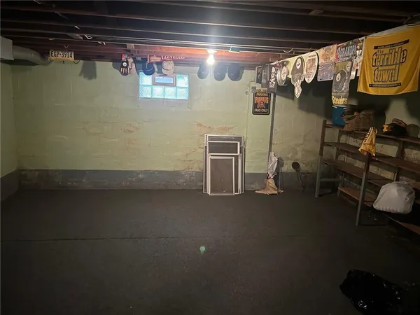 $139,999 | 49 Haywood Street, West Middlesex, PA 16159