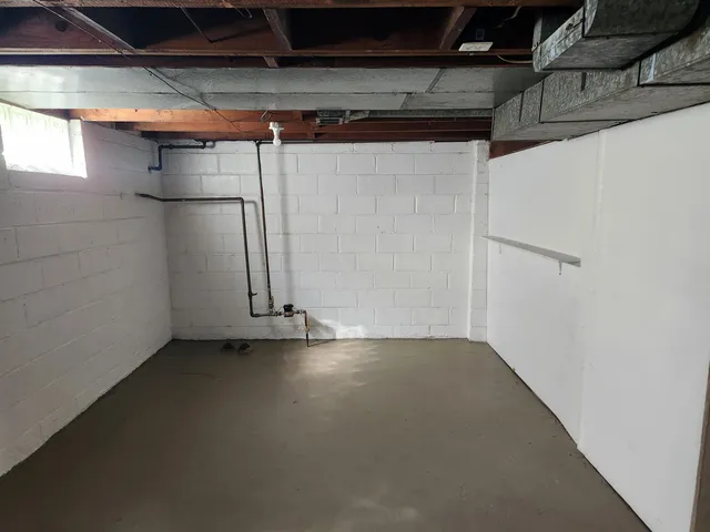 $179,000 | 4489 Westpoint Street, Dearborn Heights, MI 48125