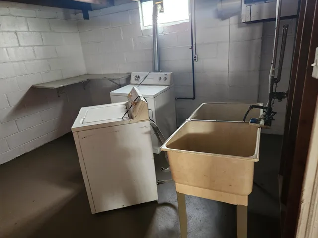 $179,000 | 4489 Westpoint Street, Dearborn Heights, MI 48125