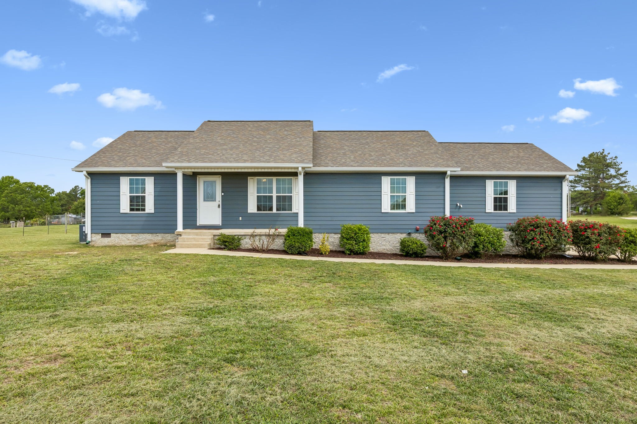 204 Brace Road Summertown, TN 38483 - Photo 1 of 34