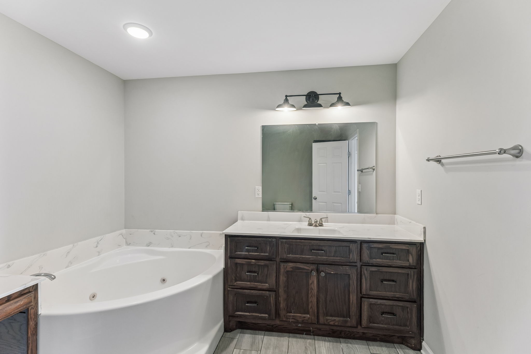204 Brace Road Summertown, TN 38483 - Photo 14 of 34