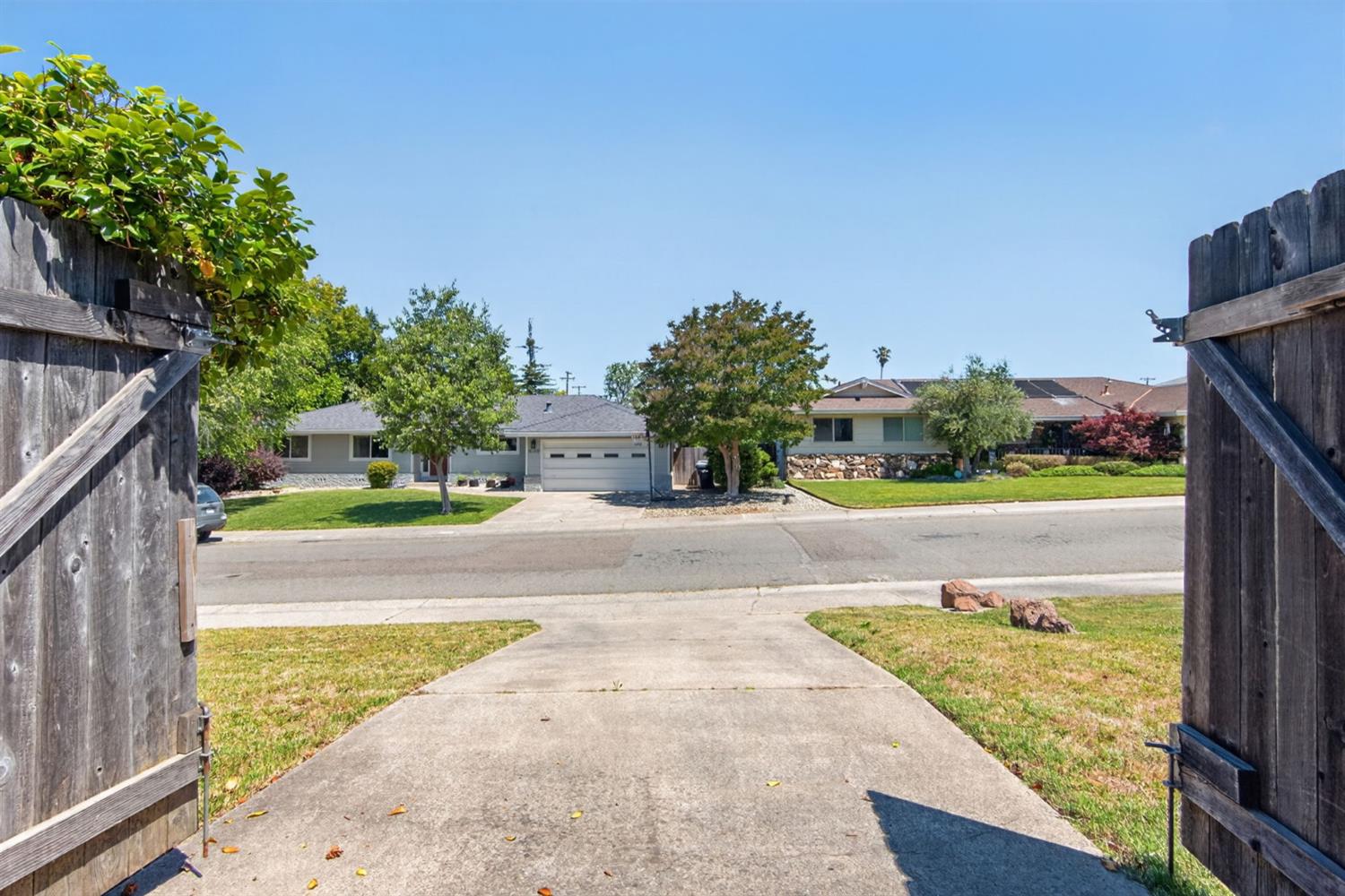 5166 Kipp Way Carmichael, CA 95608 - Photo 45 of 50
