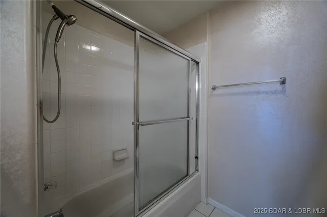 $359,900 | 214 Emerald Bay Drive, Unit 3A, Lake Ozark, MO 65049