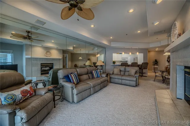 $359,900 | 214 Emerald Bay Drive, Unit 3A, Lake Ozark, MO 65049