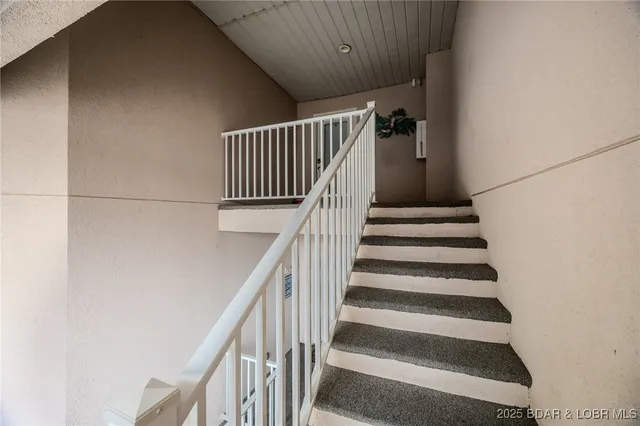 $359,900 | 214 Emerald Bay Drive, Unit 3A, Lake Ozark, MO 65049