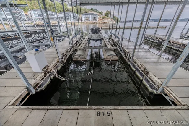 $359,900 | 214 Emerald Bay Drive, Unit 3A, Lake Ozark, MO 65049