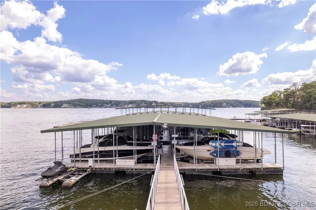 $359,900 | 214 Emerald Bay Drive, Unit 3A, Lake Ozark, MO 65049