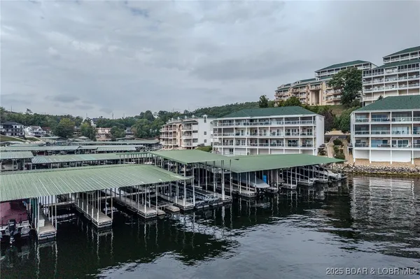 $329,900 | 214 Emerald Bay Drive, Unit 3A, Lake Ozark, MO 65049