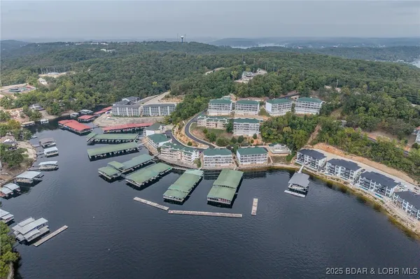 $329,900 | 214 Emerald Bay Drive, Unit 3A, Lake Ozark, MO 65049