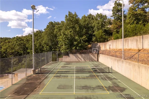 $329,900 | 214 Emerald Bay Drive, Unit 3A, Lake Ozark, MO 65049