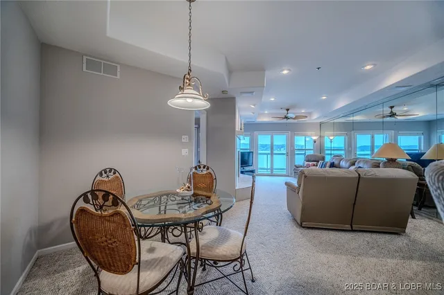 $359,900 | 214 Emerald Bay Drive, Unit 3A, Lake Ozark, MO 65049