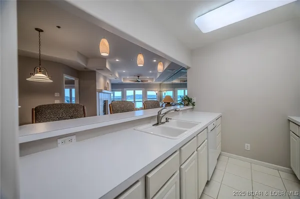 $329,900 | 214 Emerald Bay Drive, Unit 3A, Lake Ozark, MO 65049