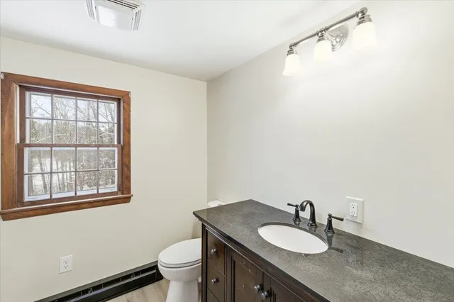 $449,900 | 547 Tyler Road, Webster, NH 03303