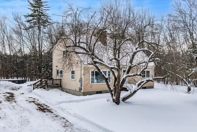 $449,900 | 547 Tyler Road, Webster, NH 03303