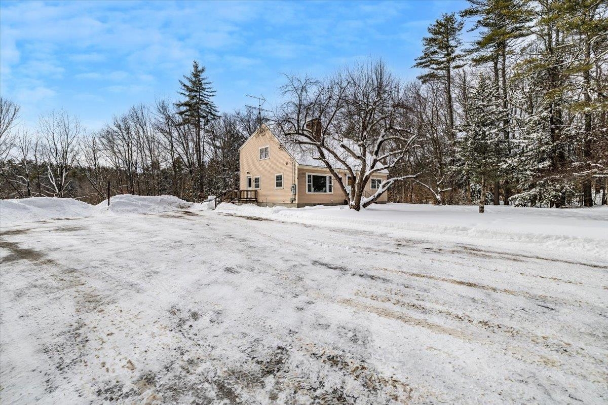 547 Tyler Road Webster, NH 03303 - Photo 37 of 49