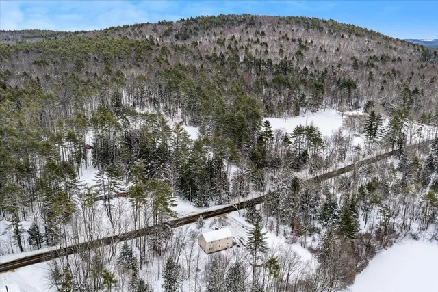 $449,900 | 547 Tyler Road, Webster, NH 03303