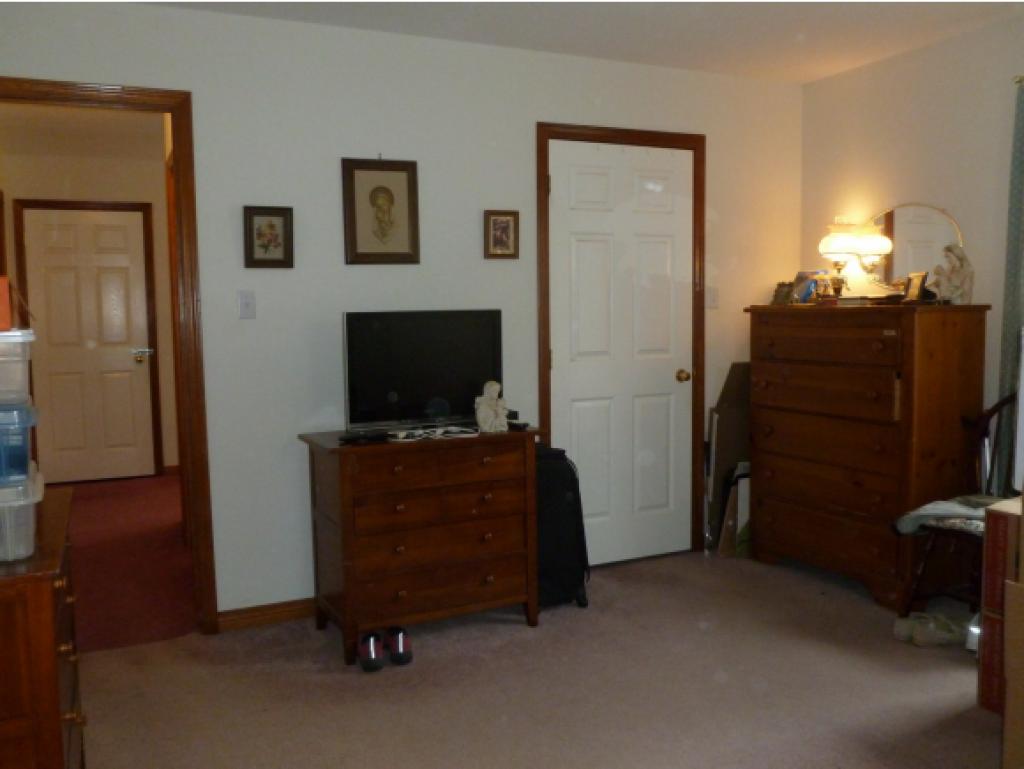 76 Cottage Street Bethlehem, NH 03574 - Photo 14 of 36 Gallery Image 14