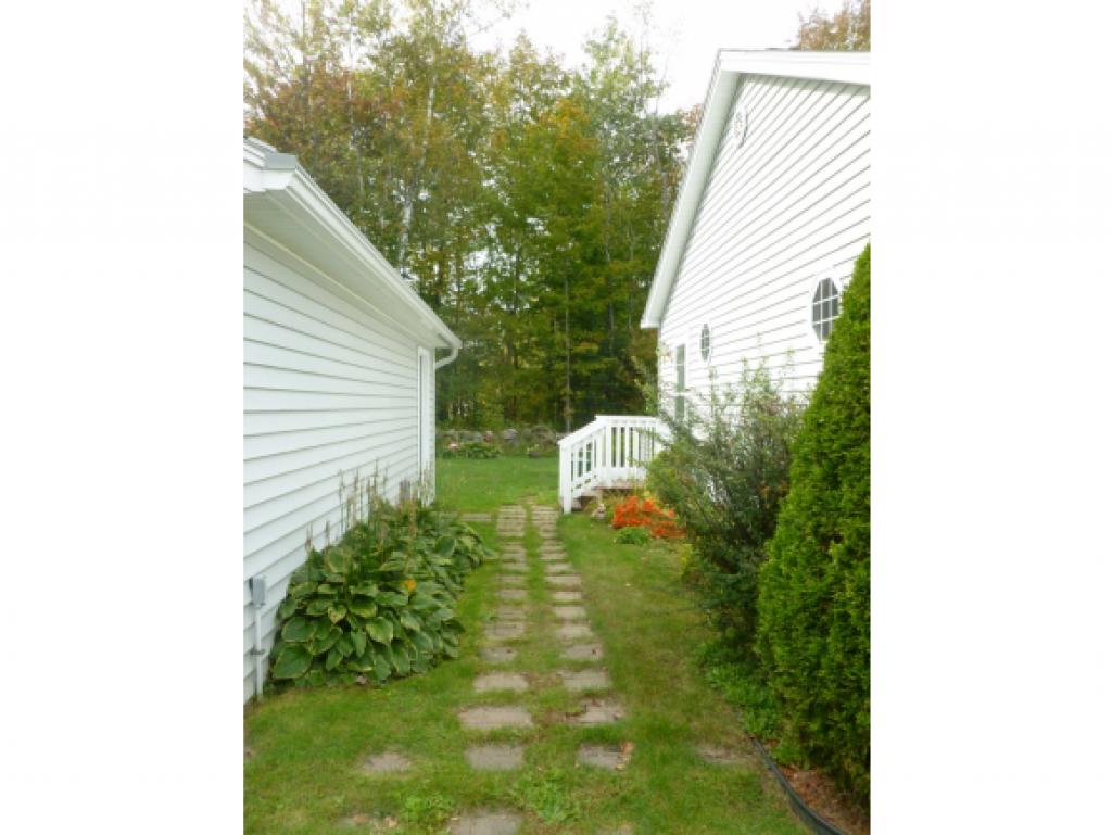 76 Cottage Street Bethlehem, NH 03574 - Photo 22 of 36 Gallery Image 22