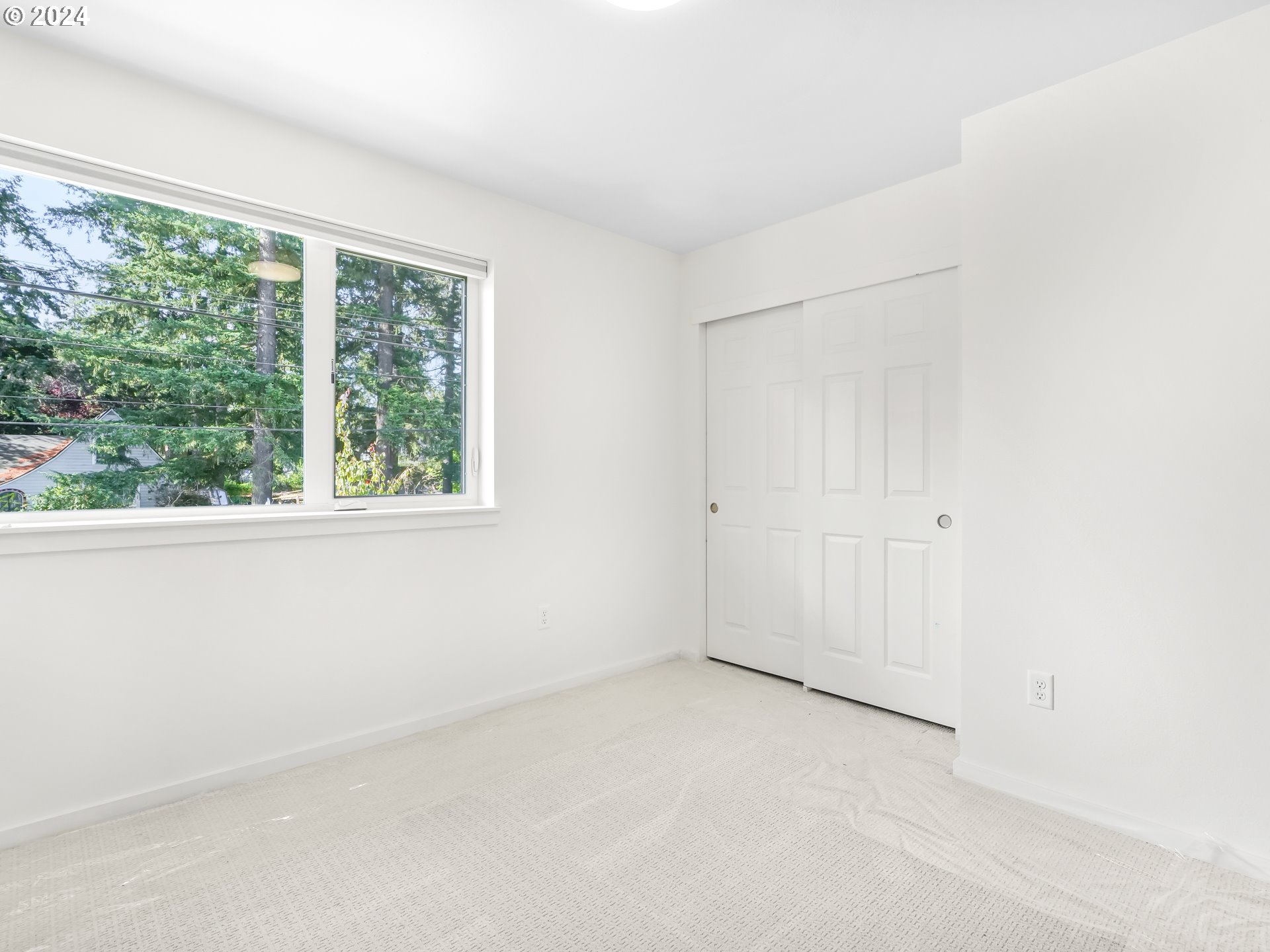 13409 Southeast Foster Road, Unit 8 Portland, OR 97236 - Photo 14 of 22 Gallery Image 14