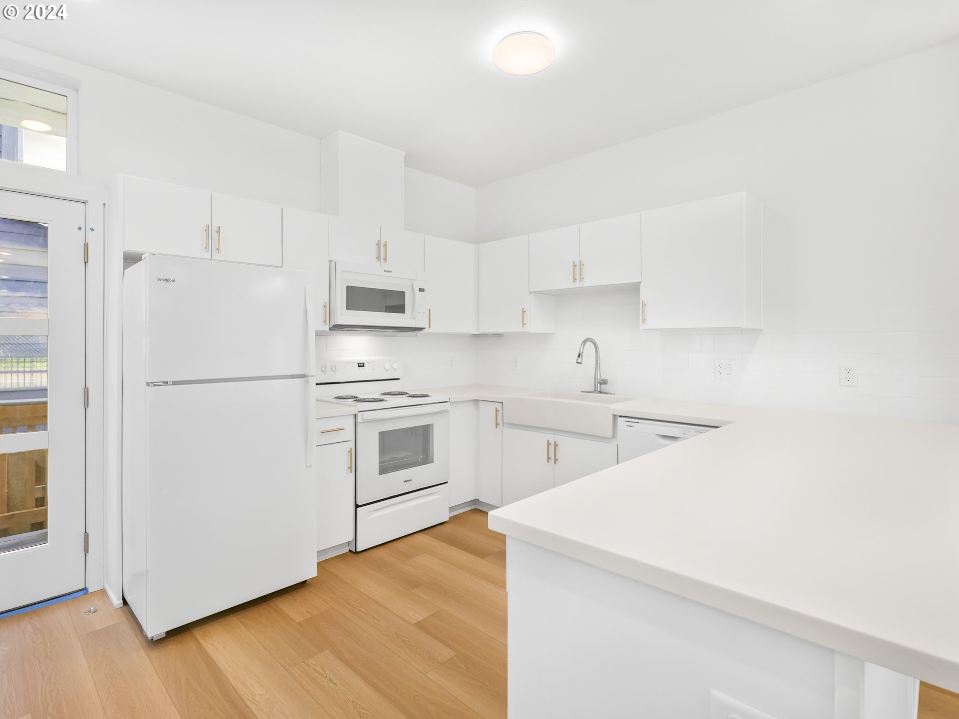 13409 Southeast Foster Road, Unit 8 Portland, OR 97236 - Photo 8 of 22 Gallery Image 8