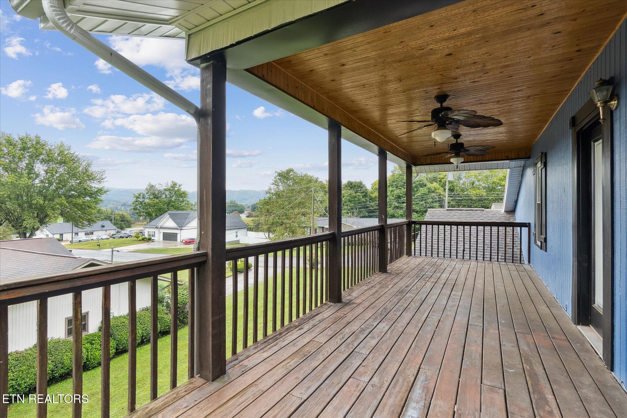 7612 Cedarcrest Road Knoxville, TN 37938 - Photo 5 of 20 05-DSC08255