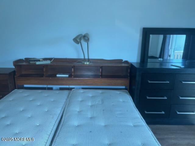 1047 Stratton Place Long Branch, NJ 07740 - Photo 16 of 22 a view of room with a mirror