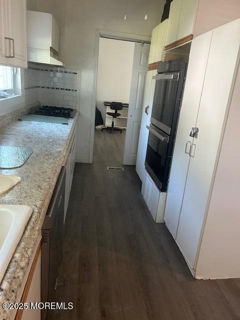 1047 Stratton Place Long Branch, NJ 07740 - Photo 21 of 22 a kitchen with granite countertop a sink stove and refrigerator