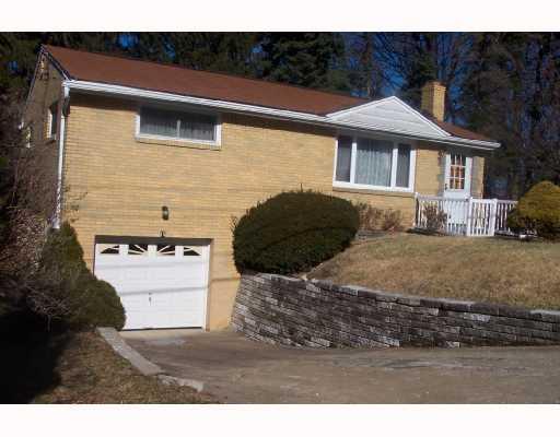 15 Walton Road Baldwin, PA 15236 - Photo 1 of 8 Exterior Front.