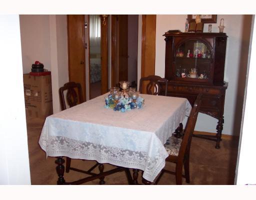 15 Walton Road Baldwin, PA 15236 - Photo 3 of 8 Dining Room.