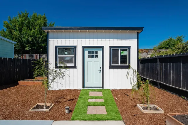 $650,000 | 3708 Lyon Avenue, Oakland, CA 94601