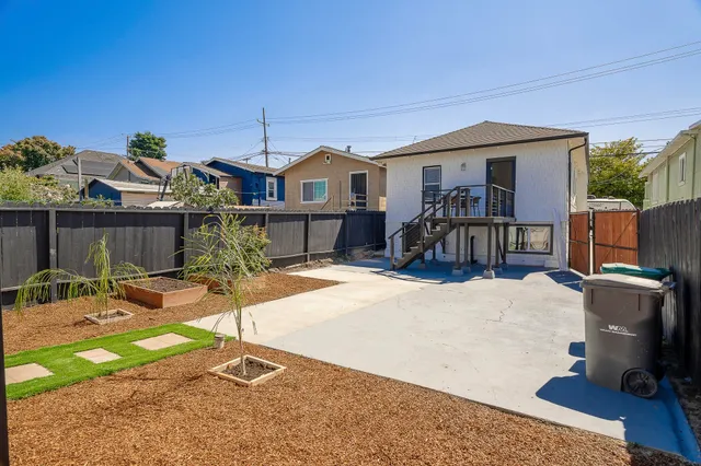 $650,000 | 3708 Lyon Avenue, Oakland, CA 94601