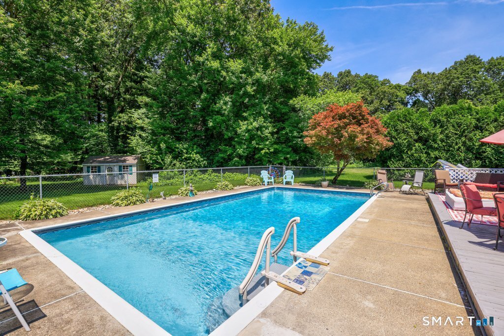 21 Parsons Road Somers, CT 06071 - Photo 12 of 38