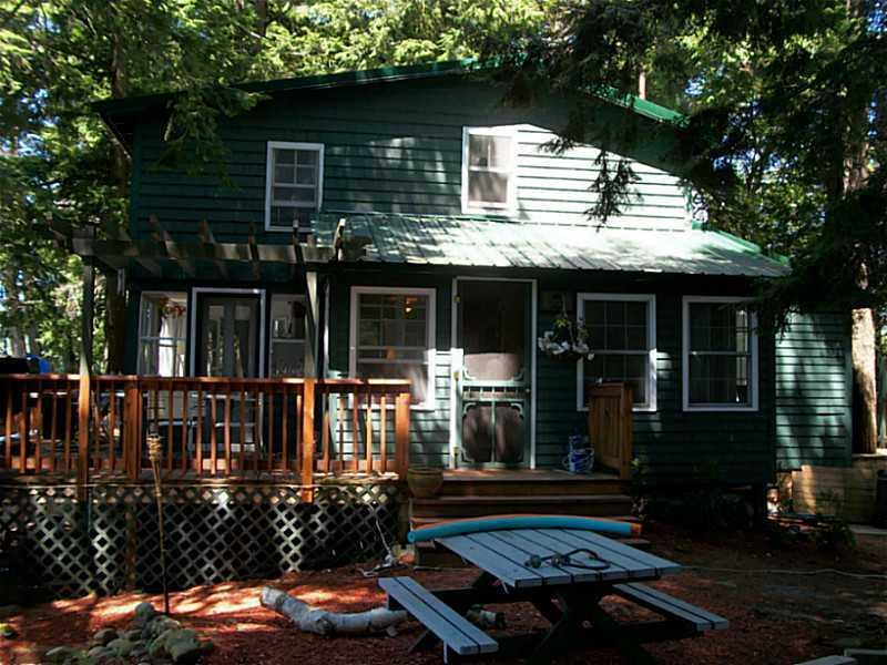 9 Long Island Cumberland, ME 04021 - Photo 6 of 32 Exterior Front.