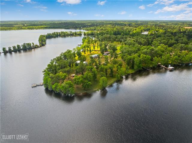 1050 Paradise Point Montgomery, LA 71454 - Photo 8 of 31