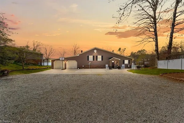 $1,100,000 | 688 Beech Drive, Lexington, NC 27292