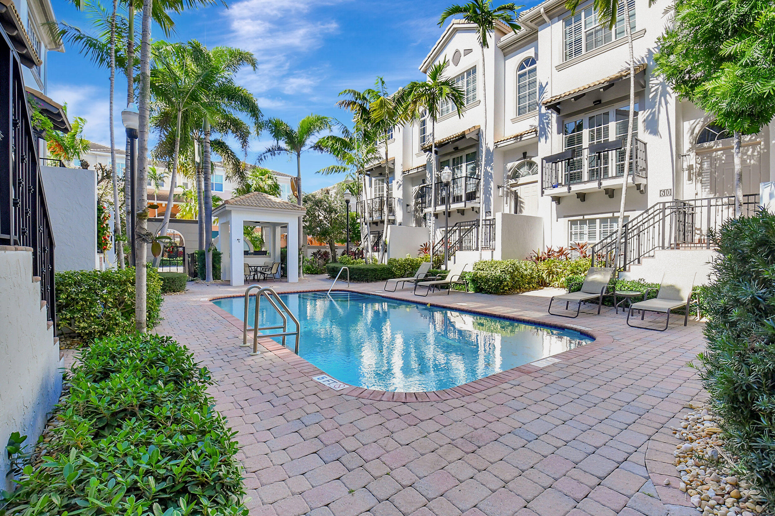612 Renaissance Way Delray Beach, FL 33483 - Photo 27 of 38 612 Gated Pool
