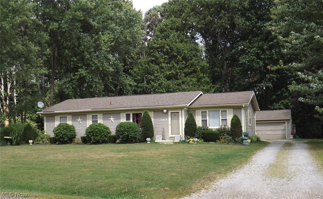743 Neal Road Akron, OH 44312 - Photo 1 of 3 Gallery Image 1