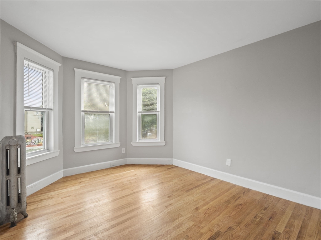 40 Ripley Road Boston, MA 02121 - Photo 8 of 19 Gallery Image 8