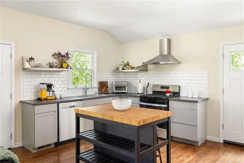 $325,000 | 1568 Wellswood Drive Southeast, Atlanta, GA 30315