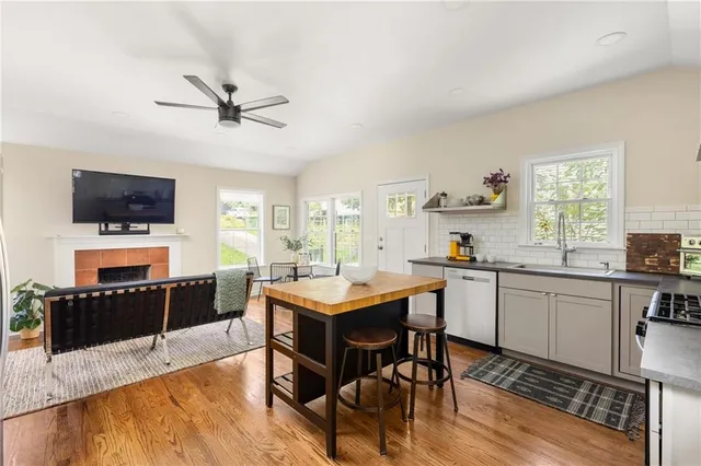 $325,000 | 1568 Wellswood Drive Southeast, Atlanta, GA 30315