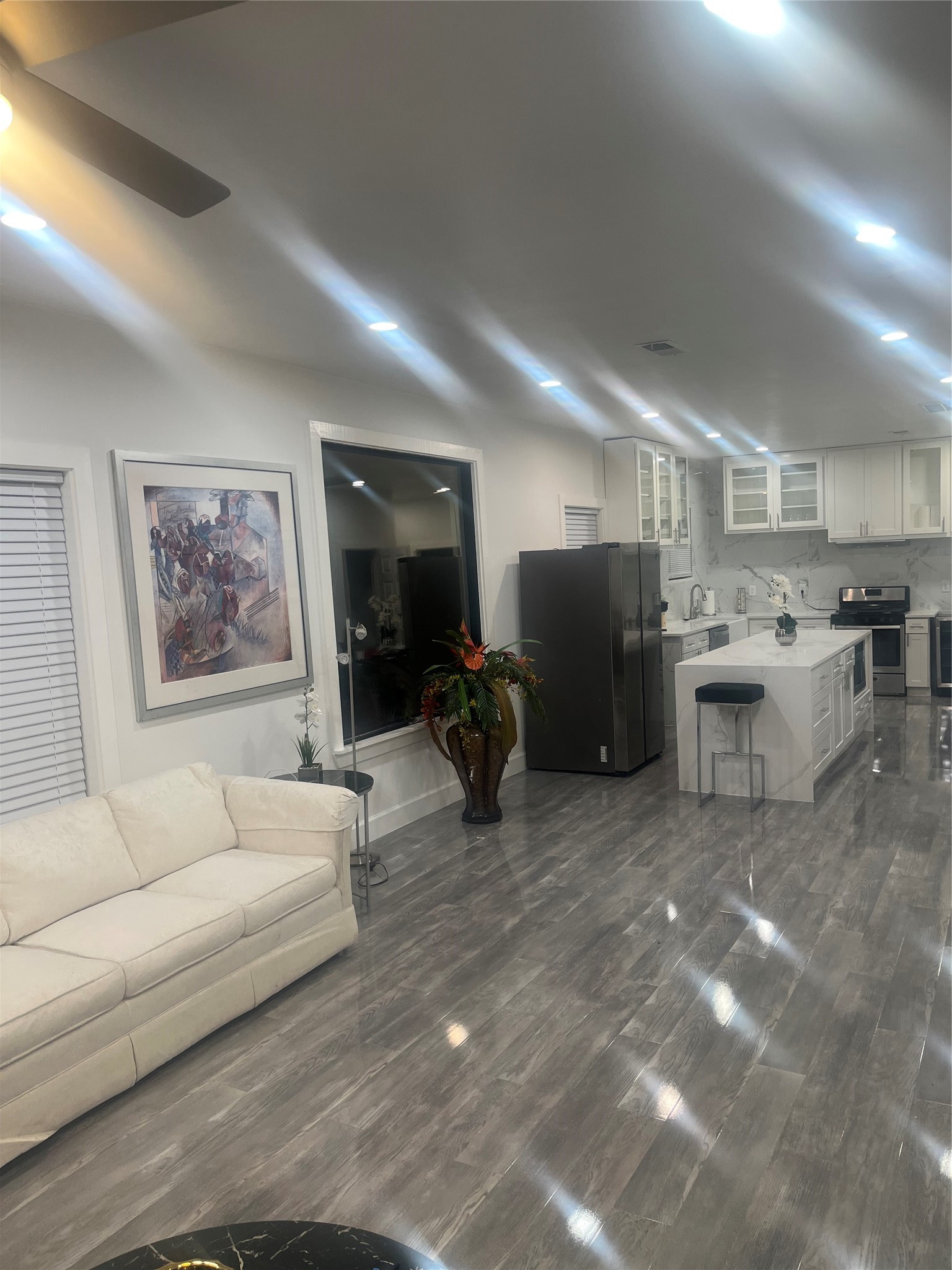 2509 Ruth Street Houston, TX 77004 - Photo 10 of 30 Gallery Image 10