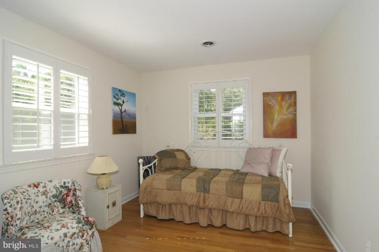 12612 Springloch Court Silver Spring, MD 20904 - Photo 22 of 25 Bedroom